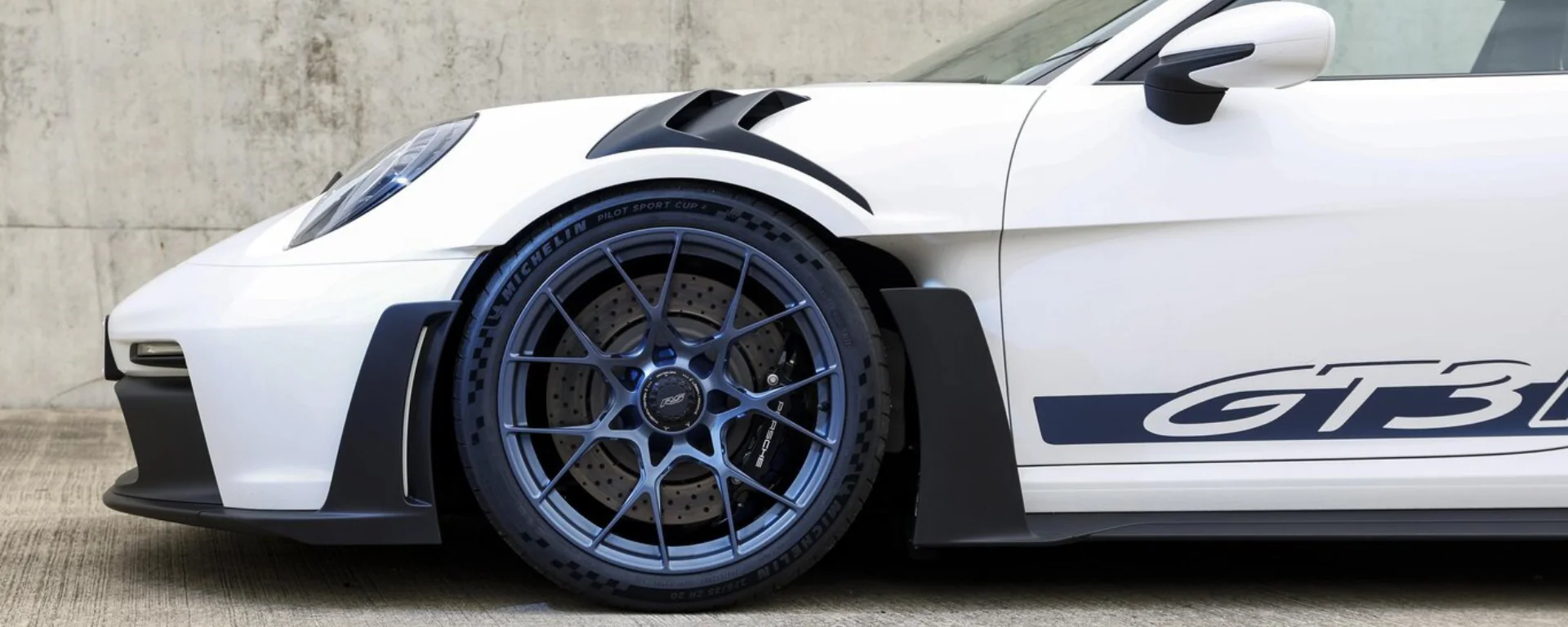 Precision Diecast Models for Collectors